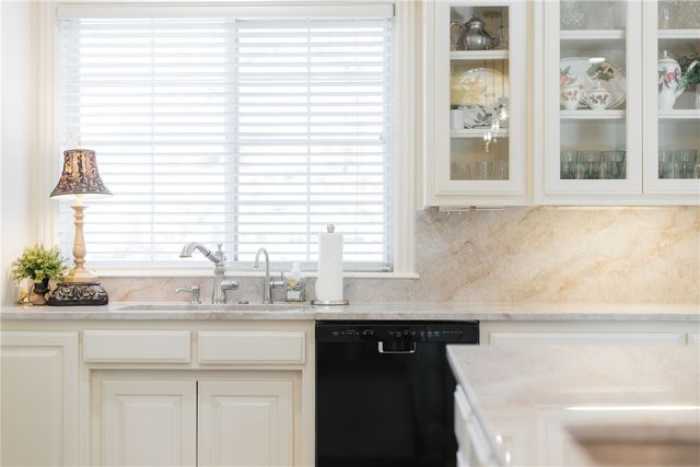 6073 S Pack Lane, Rogers, AR 72758