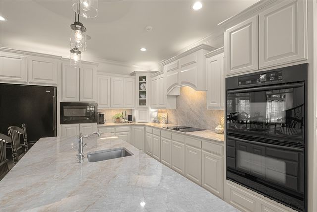 6073 S Pack Lane, Rogers, AR 72758