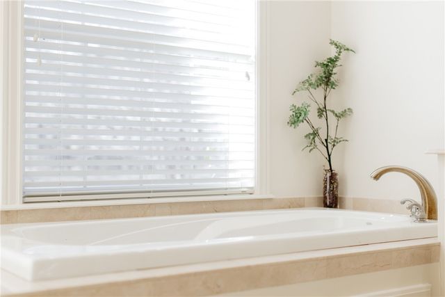 6073 S Pack Lane, Rogers, AR 72758