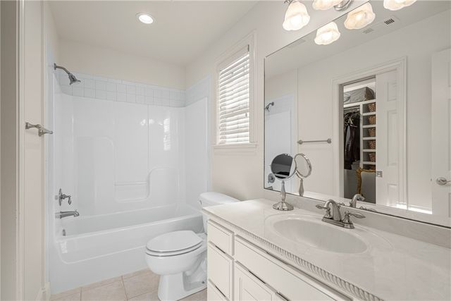 6073 S Pack Lane, Rogers, AR 72758