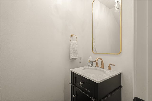 6073 S Pack Lane, Rogers, AR 72758