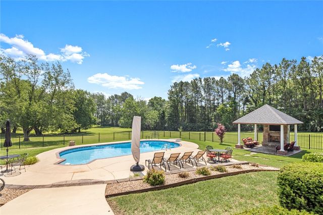 6073 S Pack Lane, Rogers, AR 72758