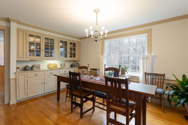 110 Dennison Hill Rd, Southbridge, MA 01550