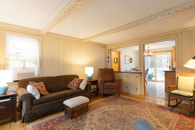 110 Dennison Hill Rd, Southbridge, MA 01550