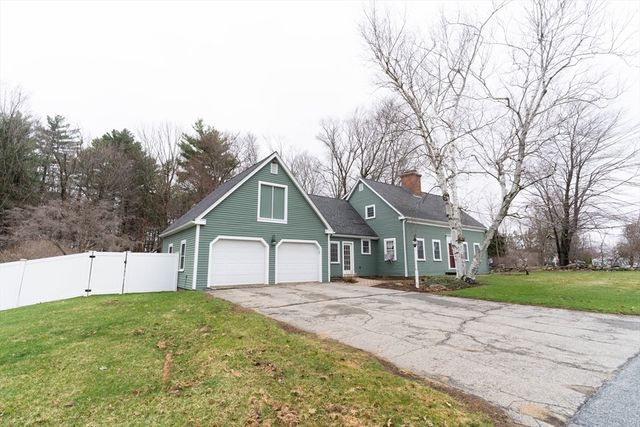 110 Dennison Hill Rd, Southbridge, MA 01550