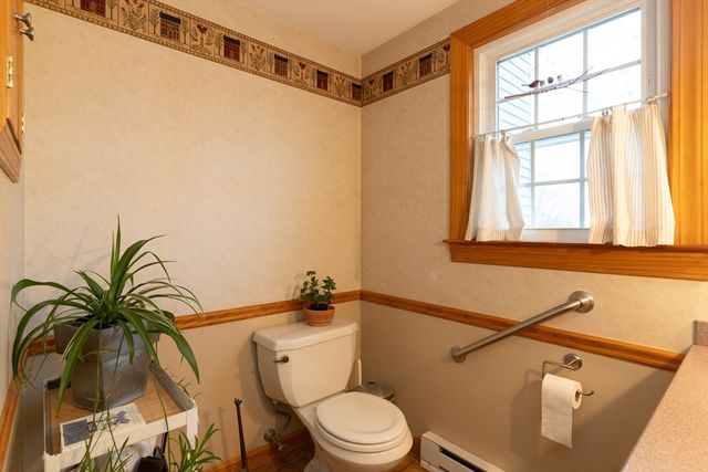 110 Dennison Hill Rd, Southbridge, MA 01550