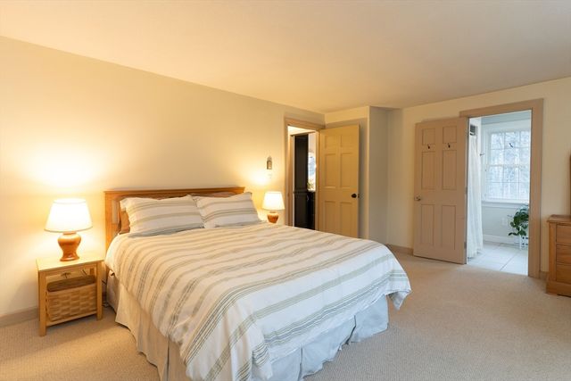 110 Dennison Hill Rd, Southbridge, MA 01550