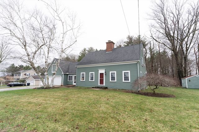 110 Dennison Hill Rd, Southbridge, MA 01550