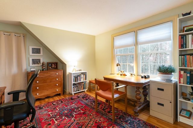 110 Dennison Hill Rd, Southbridge, MA 01550