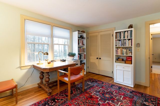 110 Dennison Hill Rd, Southbridge, MA 01550