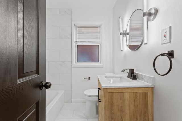 18031 Mendota Street, Detroit, MI 48221