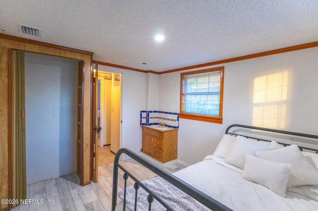 110 JIMMIE Road, Crescent City, FL 32112