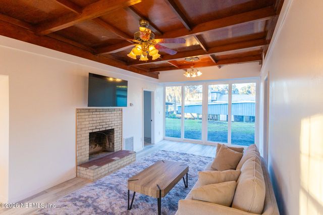 110 JIMMIE Road, Crescent City, FL 32112