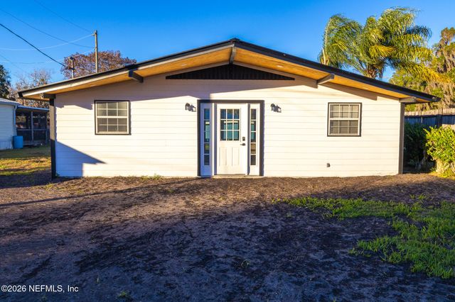 110 JIMMIE Road, Crescent City, FL 32112