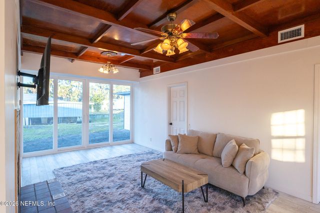 110 JIMMIE Road, Crescent City, FL 32112