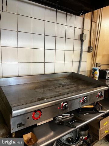 416 E SAVANNAH RD, Lewes, DE 19958