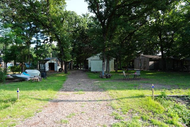 124 W Cedar Lane, Murchison, TX 75778