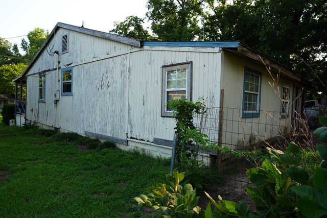 124 W Cedar Lane, Murchison, TX 75778