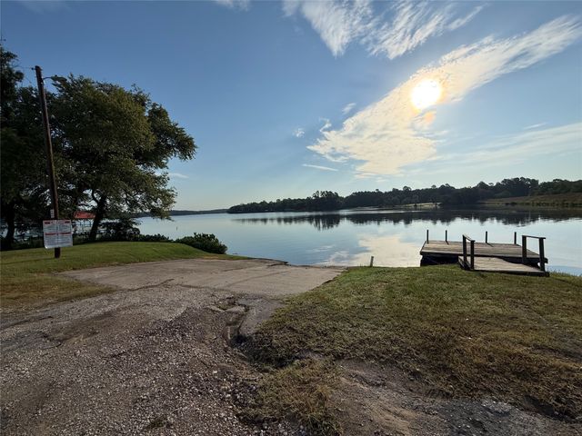 124 W Cedar Lane, Murchison, TX 75778