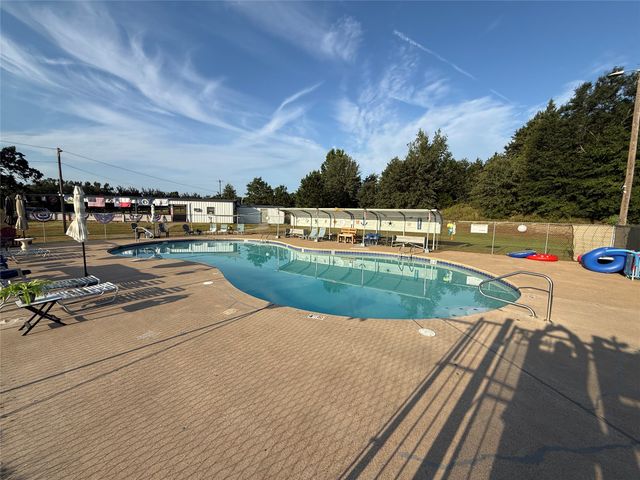 124 W Cedar Lane, Murchison, TX 75778