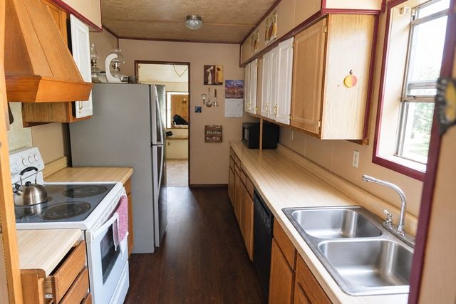 124 W Cedar Lane, Murchison, TX 75778