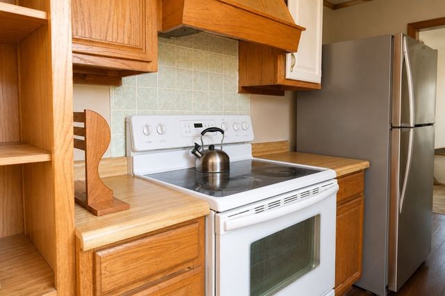 124 W Cedar Lane, Murchison, TX 75778