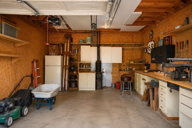 124 W Cedar Lane, Murchison, TX 75778