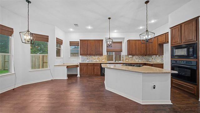 10515 Flaxen Manor Court, Spring, TX 77379