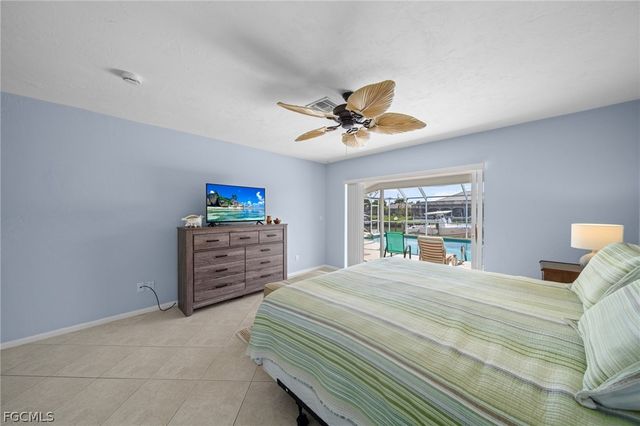 324 Kamal PKWY, Cape Coral, FL 33904