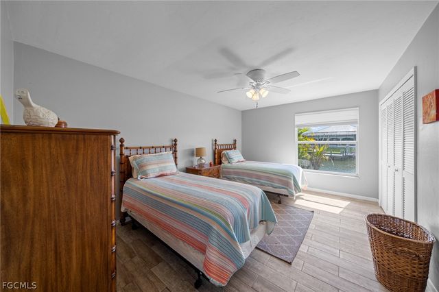 324 Kamal PKWY, Cape Coral, FL 33904