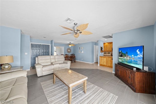 324 Kamal PKWY, Cape Coral, FL 33904