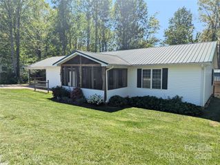10 Sugarloaf Lane 08, Hendersonville, NC 28792