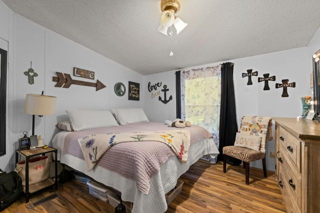 19747 Village Forest Drive, Montgomery, TX 77356