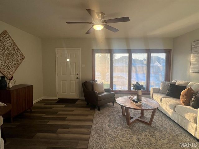 7113 Coronado Avenue, St Louis, MO 63116