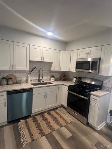 7113 Coronado Avenue, St Louis, MO 63116