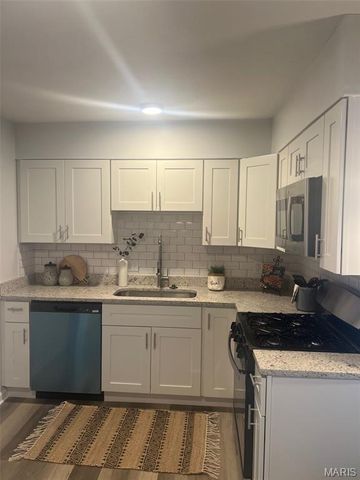 7113 Coronado Avenue, St Louis, MO 63116