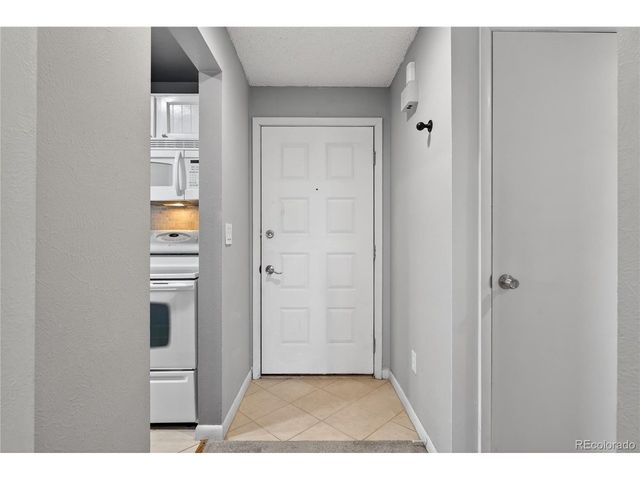 4066 S Atchison Way 101, Aurora, CO 80014