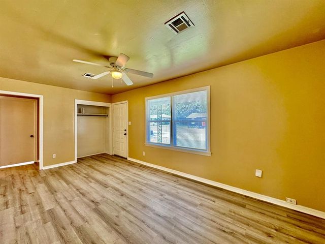 3222 N Holman Court, Midwest City, OK 73110