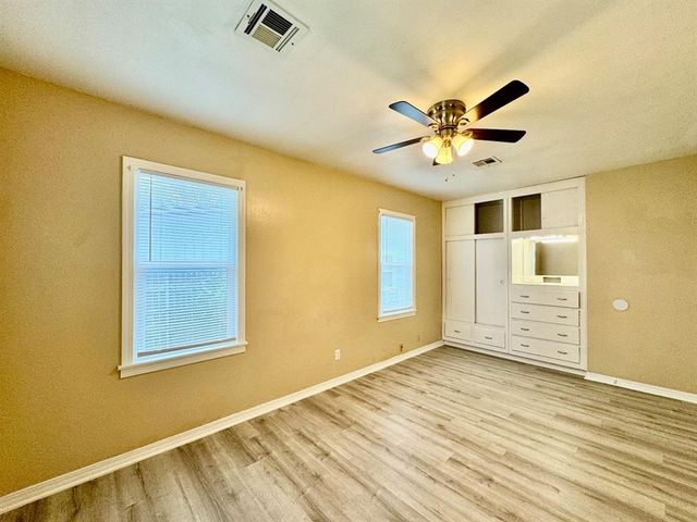 3222 N Holman Court, Midwest City, OK 73110