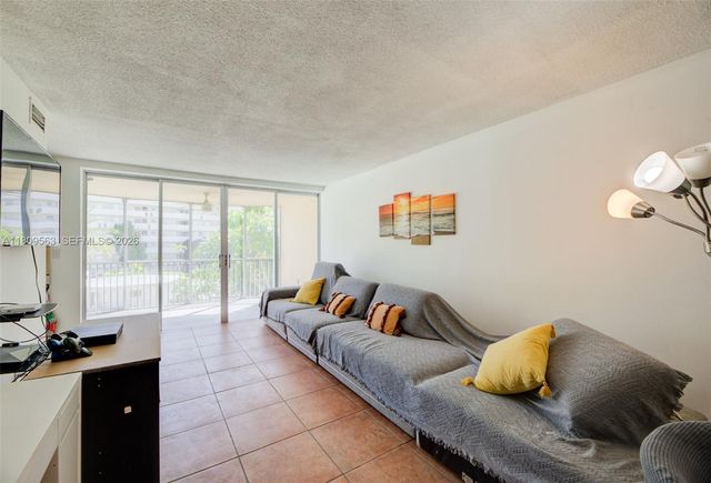1770 NE 191st Street 3161, Miami, FL 33179