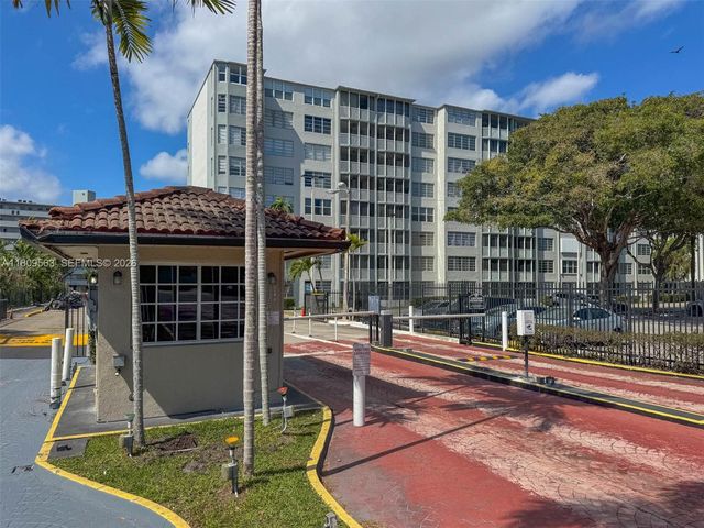 1770 NE 191st Street 3161, Miami, FL 33179