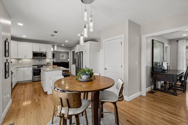 27 Scenic Drive, Manchester, NH 03104