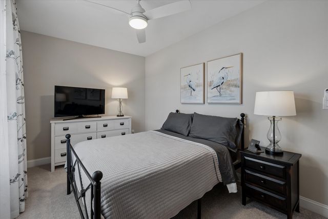 27 Scenic Drive, Manchester, NH 03104