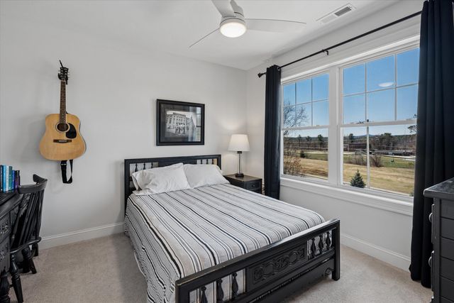 27 Scenic Drive, Manchester, NH 03104