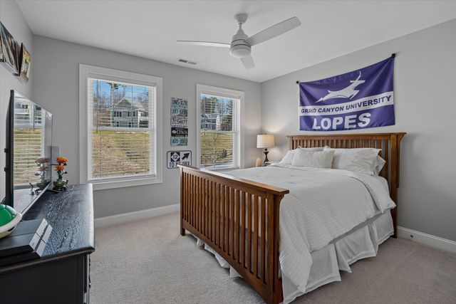 27 Scenic Drive, Manchester, NH 03104