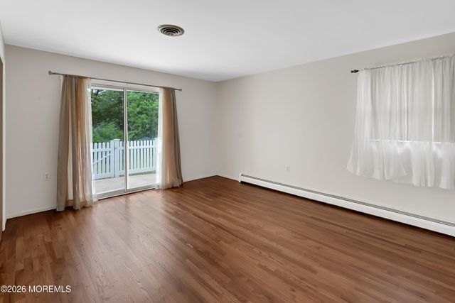 2117 Mount Hope Lane, Toms River, NJ 08753