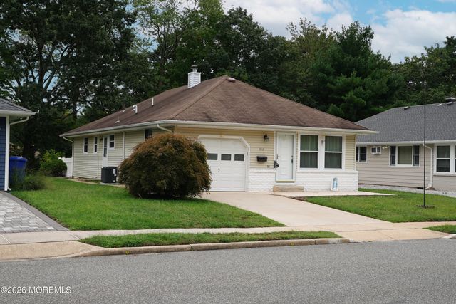 2117 Mount Hope Lane, Toms River, NJ 08753
