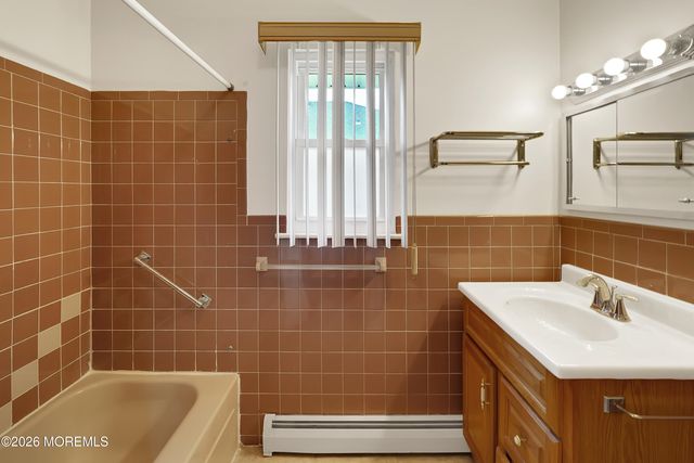 2117 Mount Hope Lane, Toms River, NJ 08753