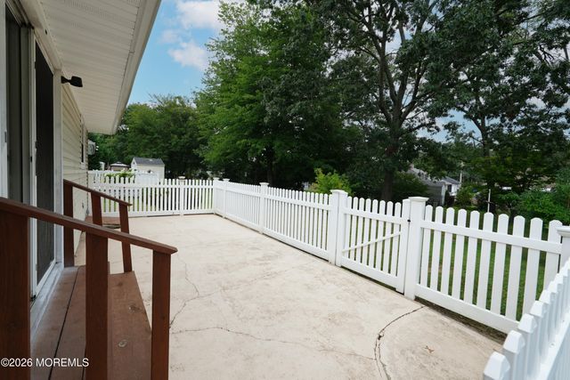 2117 Mount Hope Lane, Toms River, NJ 08753