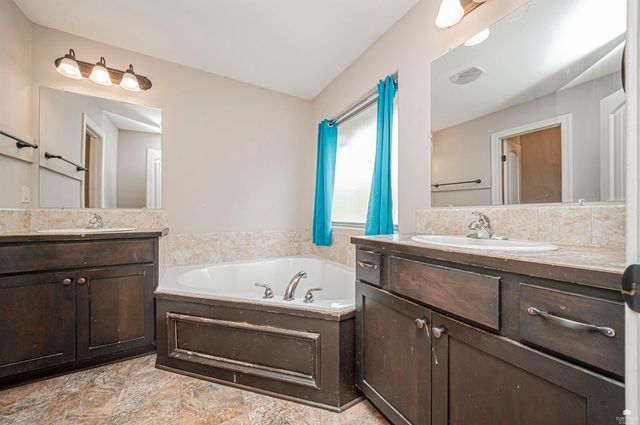 2332 Buckshot Drive, Junction City, KS 66441